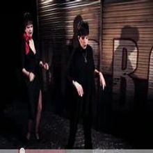 STAGE TUBE: Liza Minnelli Meets Meow Meow & 'The Umbrellas of Cherbourg' Company in the West End